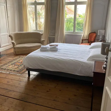 Nyaraló Maison Monsigny *